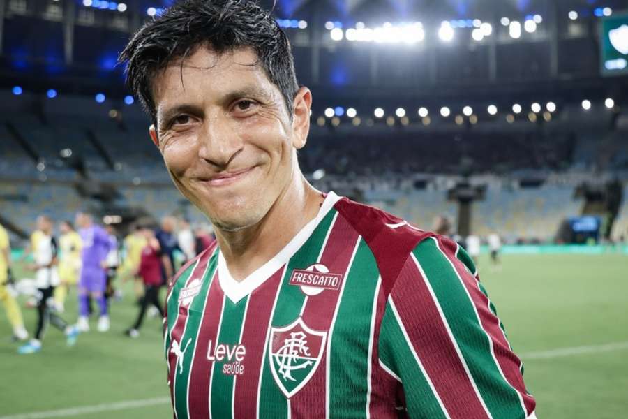 Cano, ídolo tricolor, pode dar adeus às Laranjeiras Cano, ídolo tricolor, pode dar adeus às Laranjeiras