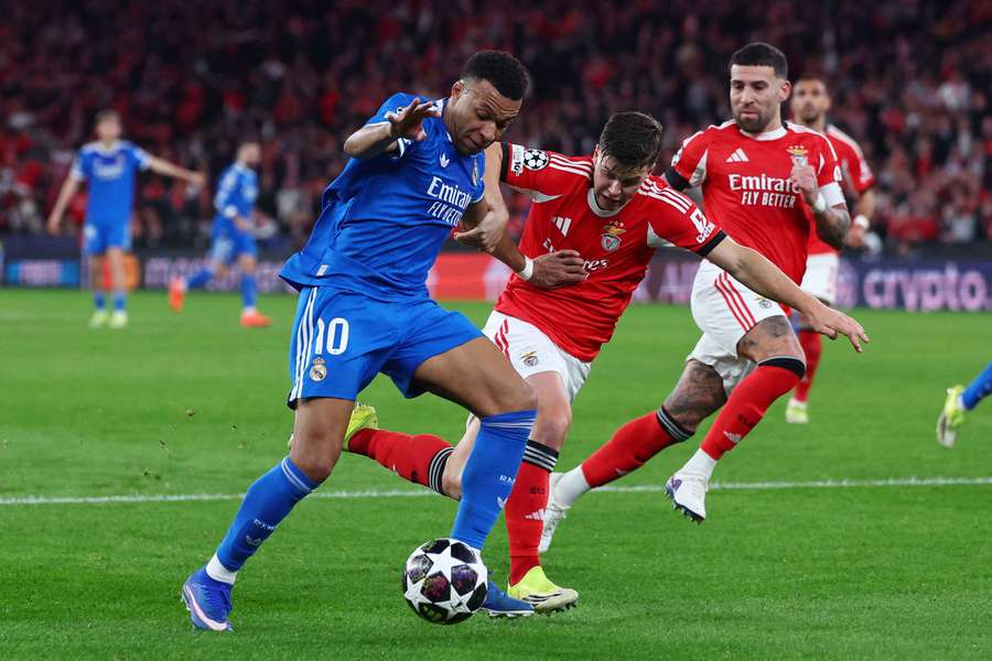 Samuel Dahl em ação pelo Benfica