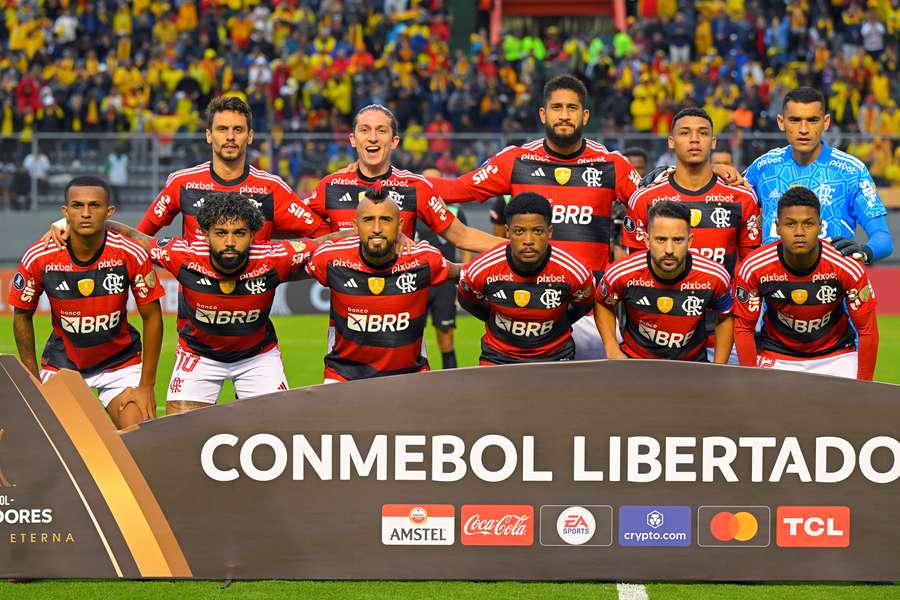 Fla foi a campo com vários reservas