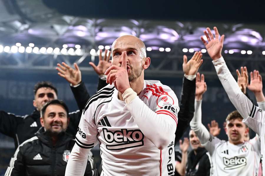 Václav Černý pomohl Besiktasi gólem k vítěznému obratu proti Konyasporu.