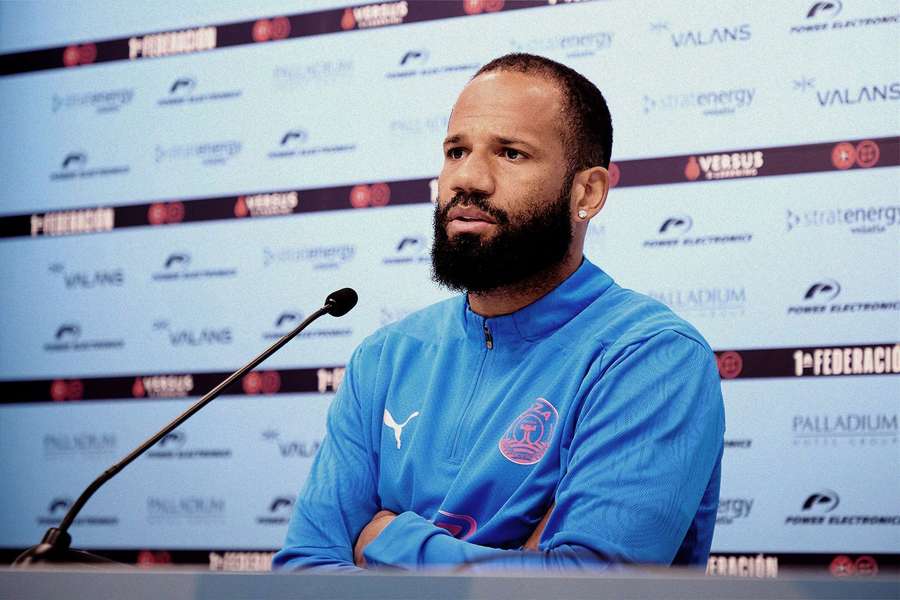 Tiago 'Bebé', en rueda de prensa.