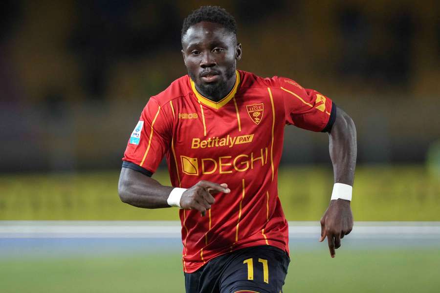 Konan N'Dri durante il match tra Lecce e Bolagna Konan N'Dri durante il match tra Lecce e Bolagna