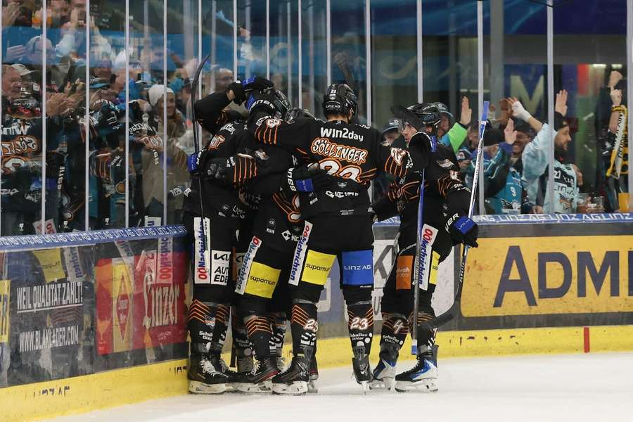 ICE Hockey League: Black Wings feiern Statement-Sieg
