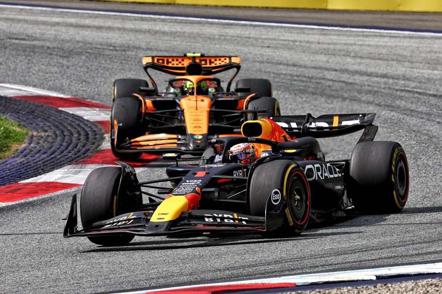 Lando Norris und Max Verstappen beim Grand Prix in Spielberg.