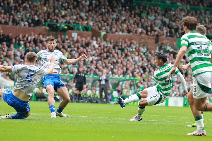 Celtic crush Kilmarnock in stylish start to Scottish title bid