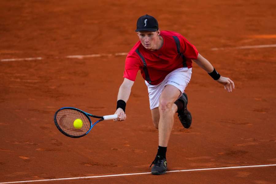 Elmer Moller records one of the biggest wins of his career in ATP tournament in Santiago Elmer Moller records one of the biggest wins of his career in ATP tournament in Santiago