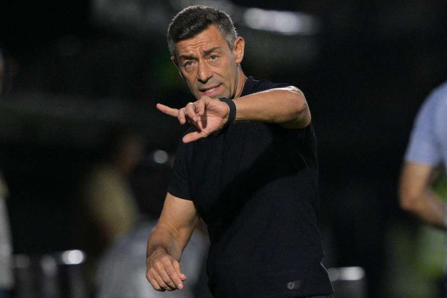 Caixinha mostrou necessidade de evolução do jogador brasileiro