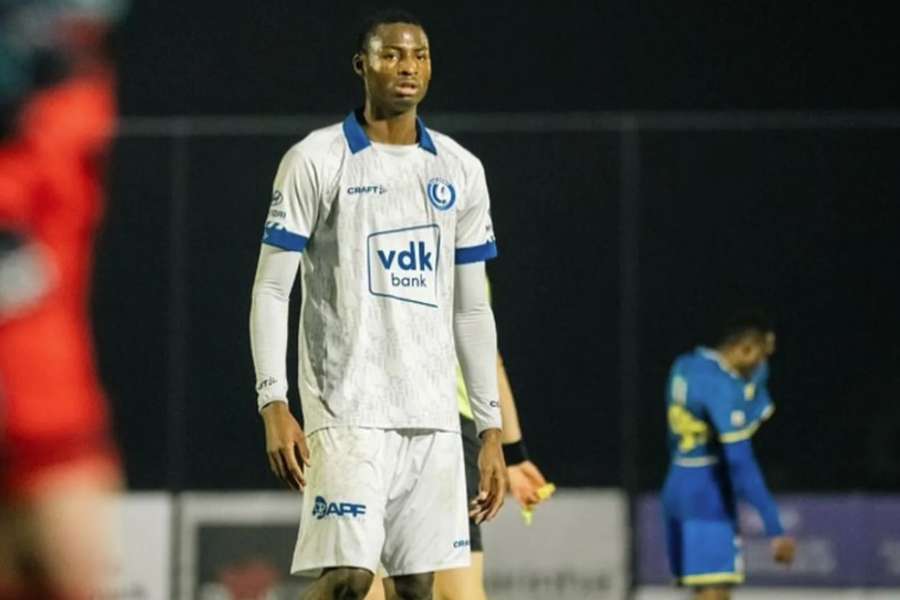 Umar Abubakar fez 21 golos na equipa B do Gent