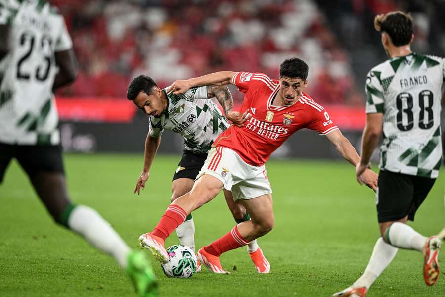 Tiago Gouveia foi um dos melhores do Benfica