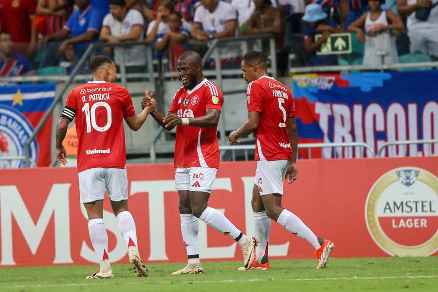 Enner Valencia marcou o gol do Internacional no fim