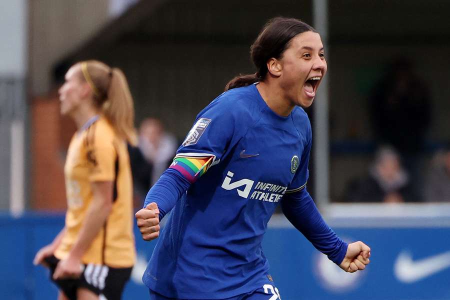 Sam Kerr has penned a new contract to remain at Chelsea