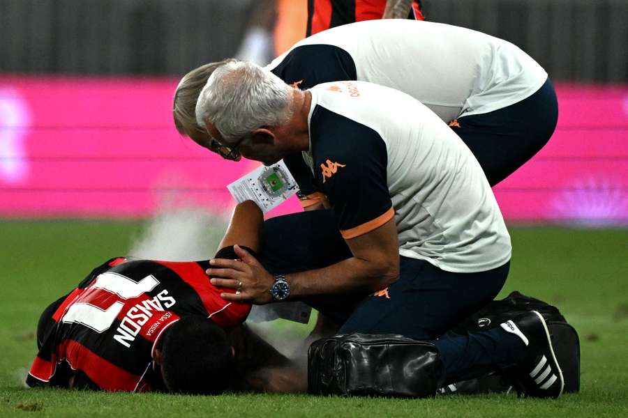 Morgan Sanson, lesionado contra o Benfica
