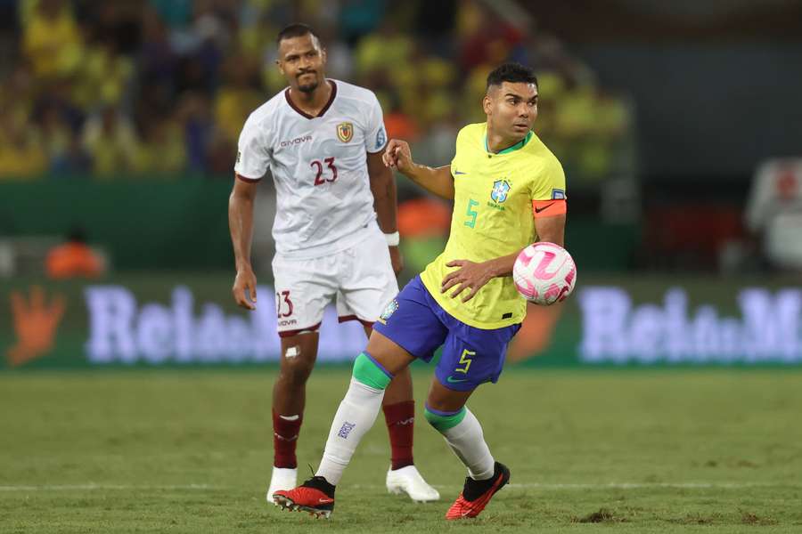 Casemiro lesionou-se no tornozelo contra a Venezuela