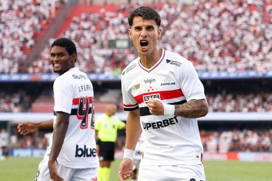 São Paulo vem de vitória contra o Santos