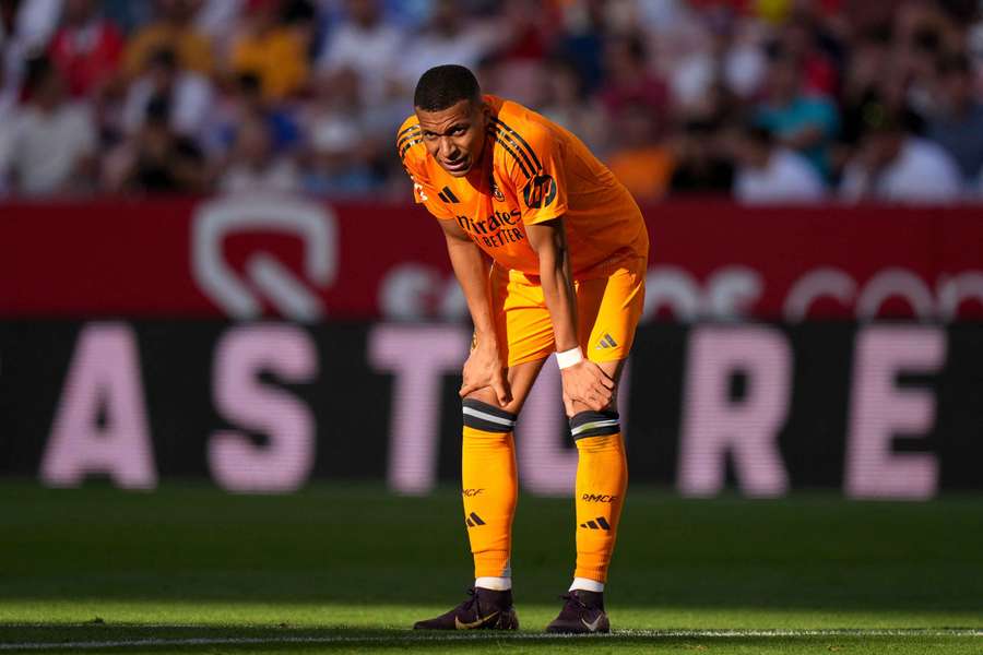 Mbappé desfalca Real Madrid na estreia