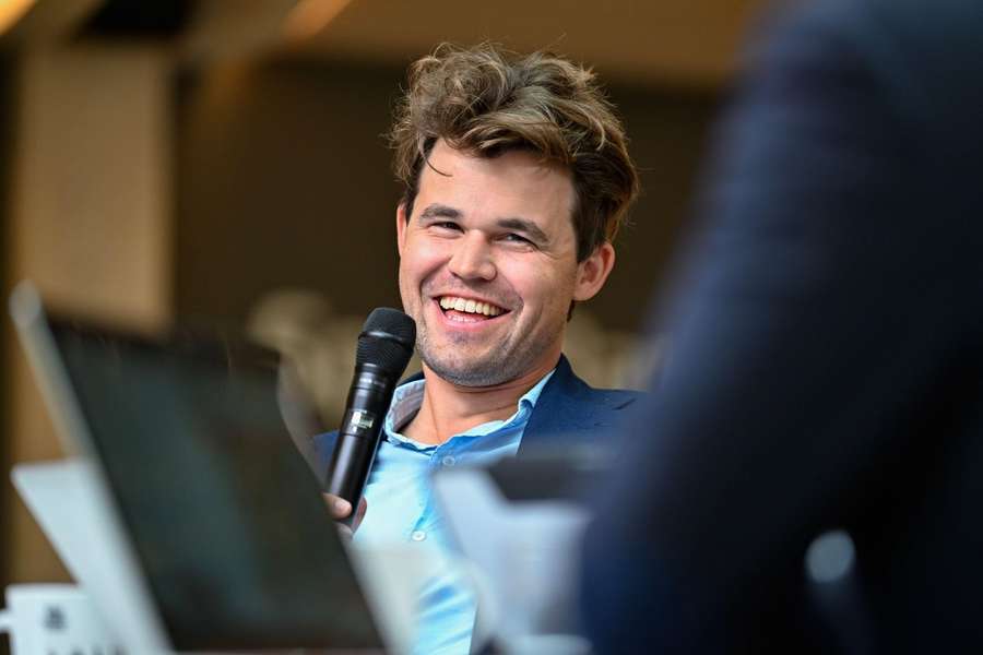 Chess-Carlsen beats Niemann in first encounter since cheating scandal