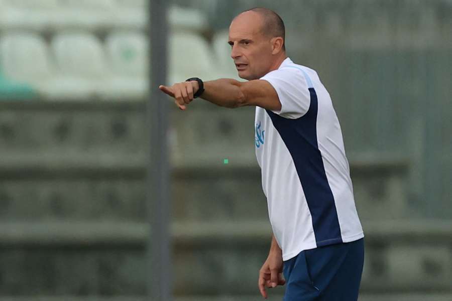 Massimiliano Allegri é o treinador do Nápoles Massimiliano Allegri é o treinador do Nápoles