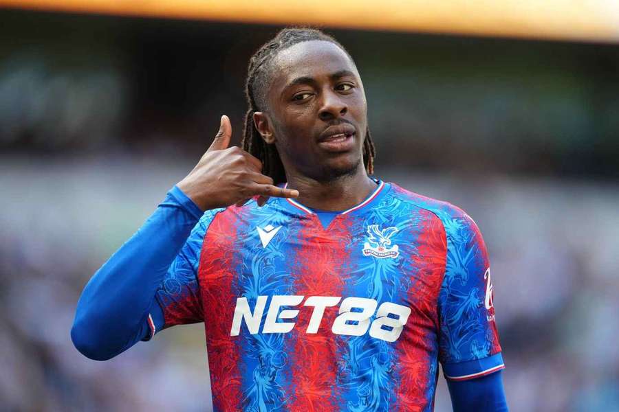 Theo Walcott Urges Eberechi Eze to Reject Arsenal Transfer Amid £68m Links