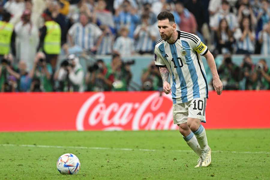 11Hacks: Lionel Messi, starul care manevrează mingea mai bine decât oricine