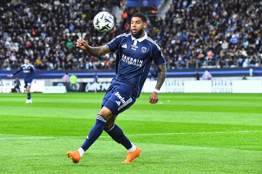 Geubbels ao serviço do Paris FC Geubbels ao serviço do Paris FC