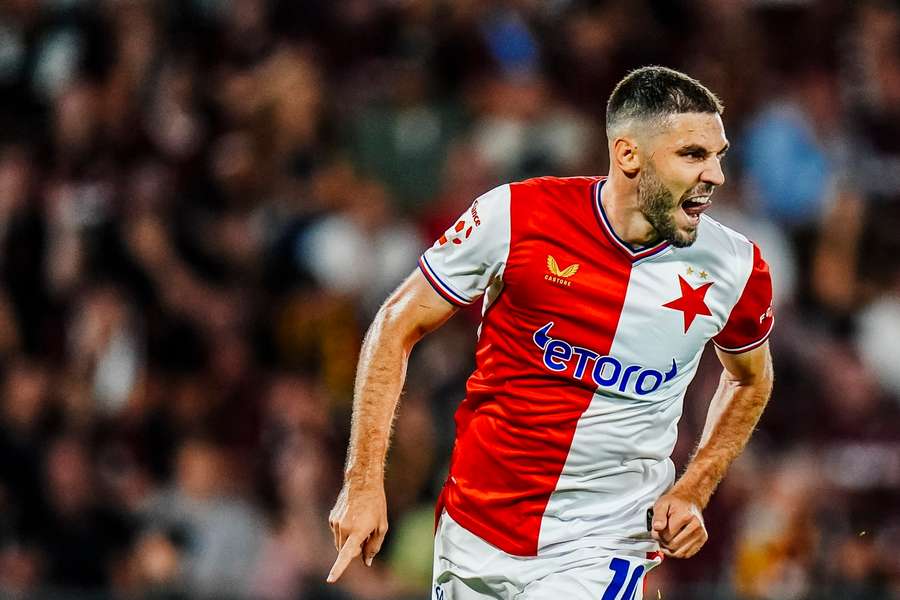 Klíčovou postavou Slavie by mohl být – tak jako v derby – Danijel Šturm. Klíčovou postavou Slavie by mohl být – tak jako v derby – Danijel Šturm.