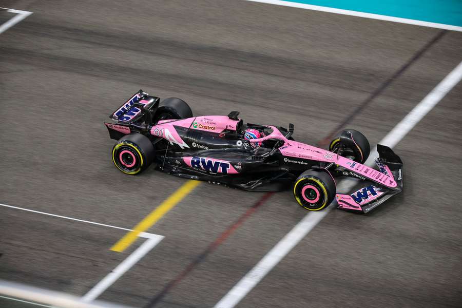Jack Doohan au volant de l'Alpine à Abu Dhabi.