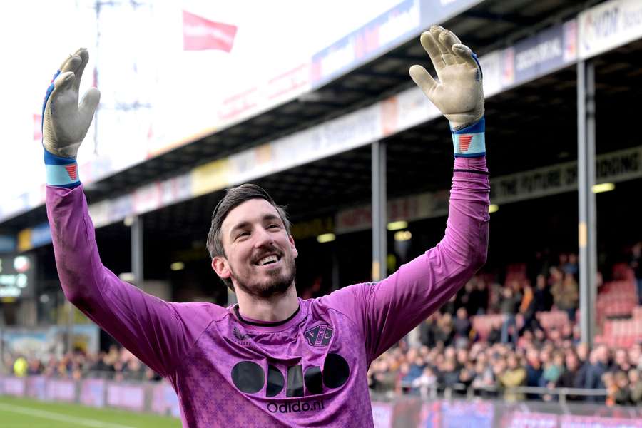Vasilis Barkas blijft nog een jaar langer verbonden aan FC Utrecht