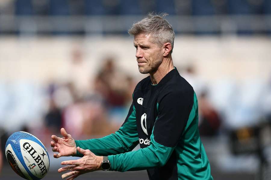Ireland head coach Simon Easterby before the match 