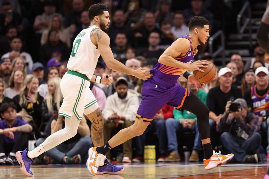 Resumo da NBA: Celtics atropelam os Suns em confronto dos líderes