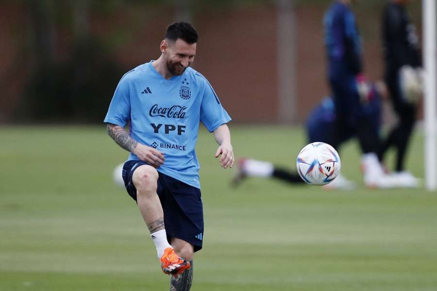Leo Messi at Argentina practice