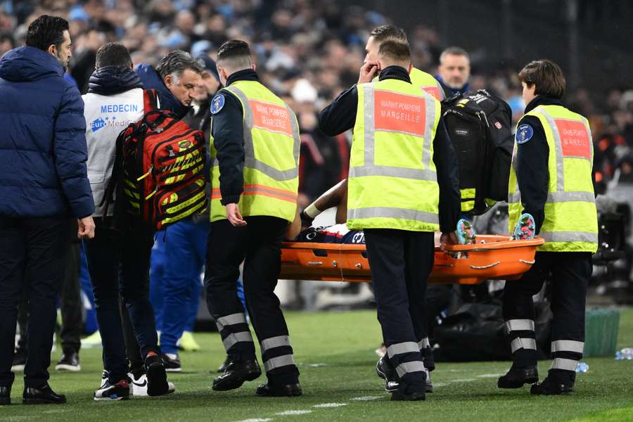 Accidentare grafă suferită de fundașul lui PSG, Kimpembe