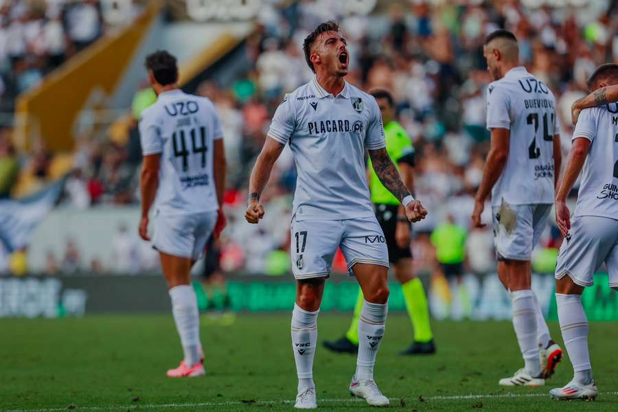 Criativo atuou duas épocas no Vitória SC