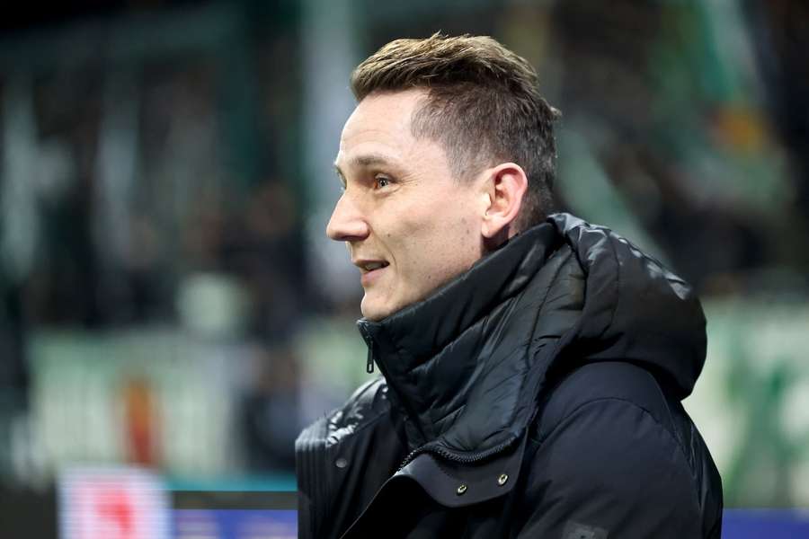 Mainz-Sportdirektor Niko Bungert hofft weiter auf die Qualifikation für die Conference League.