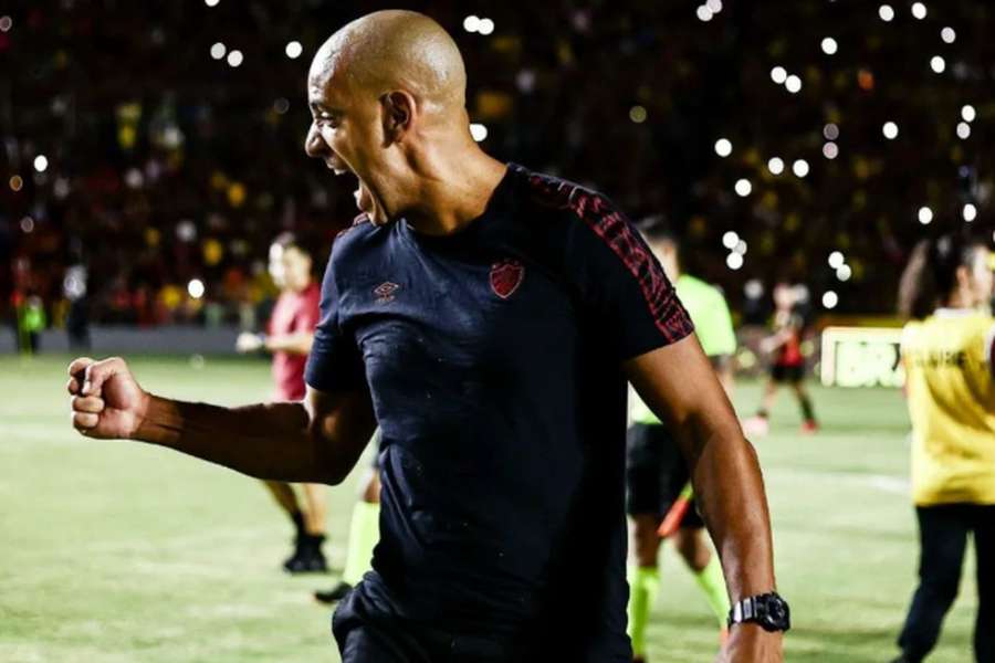 Pepa esteve no Sport de setembro até maio