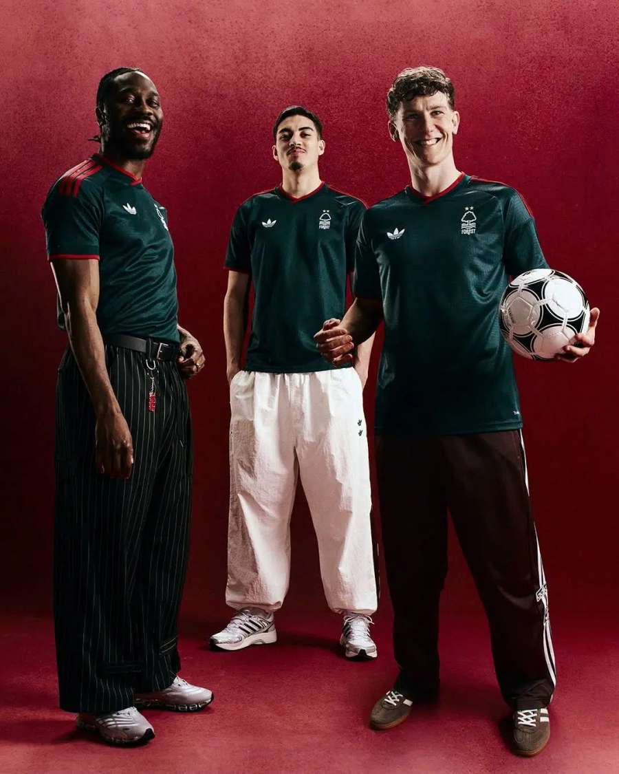 Equipamento secundário do Nottingham Forest