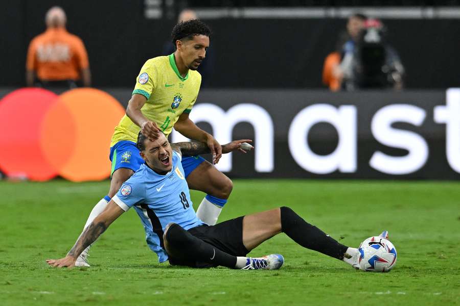 Uruguai e Brasil fizeram jogo ruim em Las Vegas