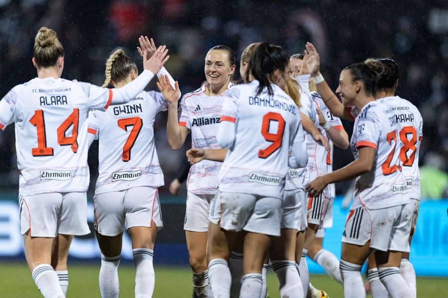 Der FC Bayern lässt Frankfurt keine Chance Der FC Bayern lässt Frankfurt keine Chance