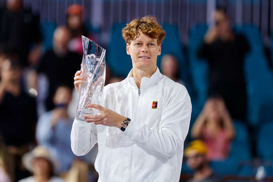 Jannik Sinner atingiu um feito para poucos ao vencer o Masters 1000 de Miami Jannik Sinner atingiu um feito para poucos ao vencer o Masters 1000 de Miami