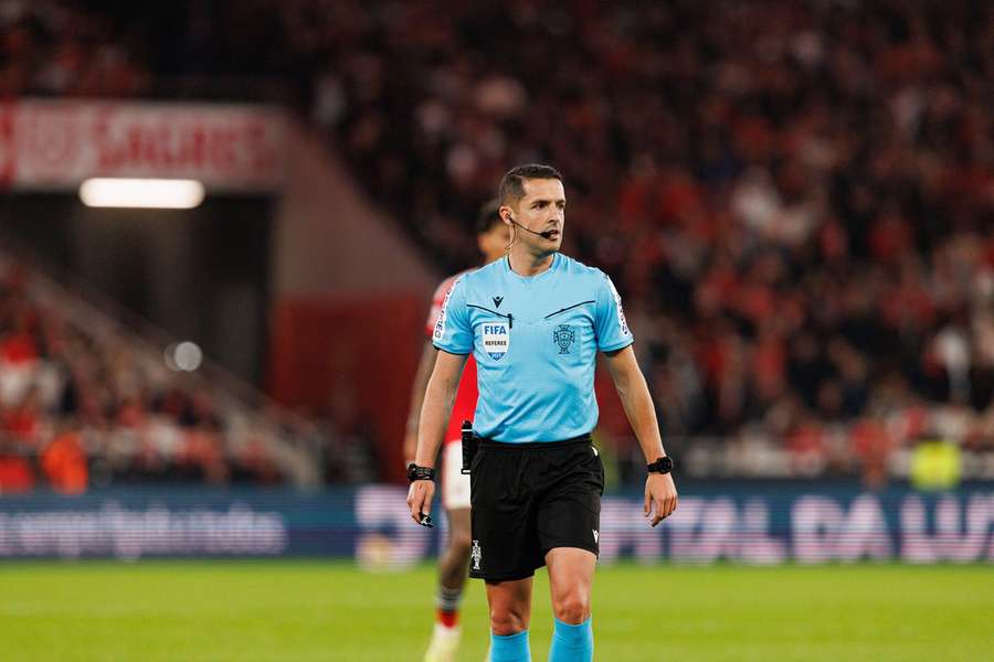 Gustavo Correia vai apitar jogo da Liga Conferência