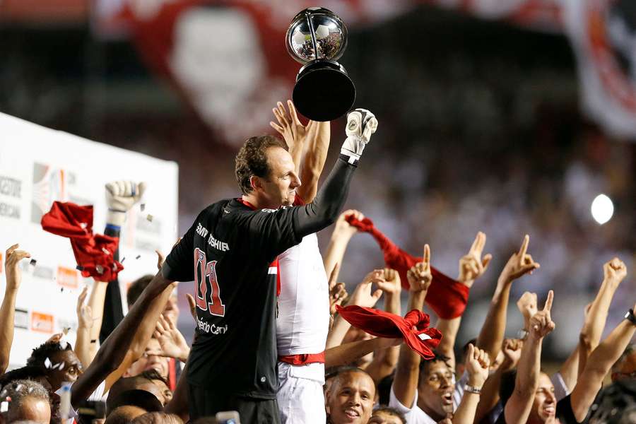 São Paulo comemorando o título da Copa Sudamericana 2012. São Paulo comemorando o título da Copa Sudamericana 2012.
