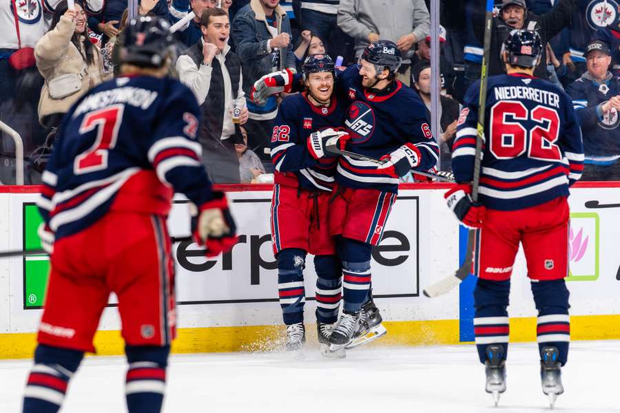 Jets objęli prowadzenie w NHL po kolejnym zwycięstwie i czystym koncie