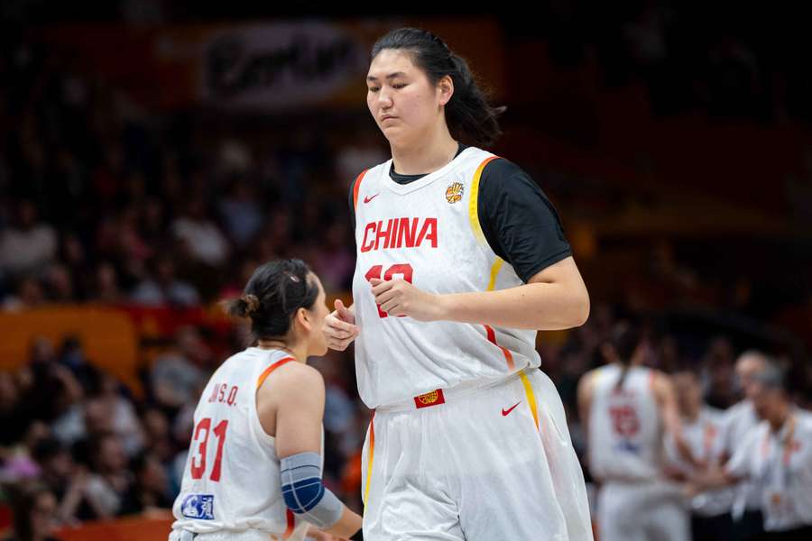 Zhang Ziyu em ação pela seleção chinesa