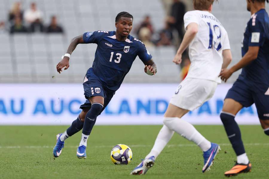 Sidny Lopes Cabral assistiu Sidny Lopes Cabral assistiu