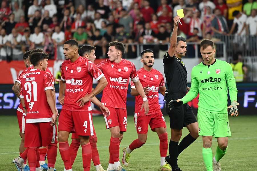 Horațiu Feșnic va conduce de la centru partida dintre Rapid și Dinamo