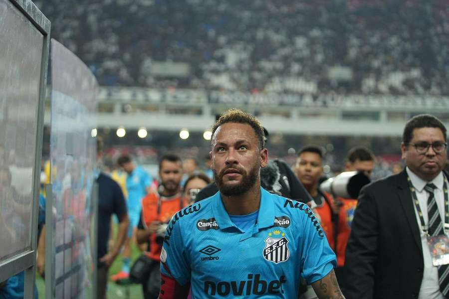 Der brasilianische Fußballstar Neymar hat wiederholt die Beherrschung verloren