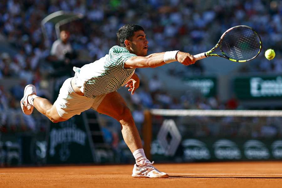 Alcaraz in action on the clay