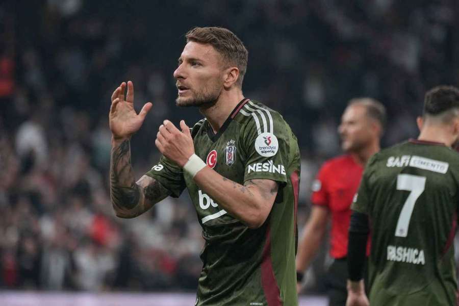 O melhor marcador de sempre da Lazio, Ciro Immobile, regressa à Serie A, mas com um novo clube