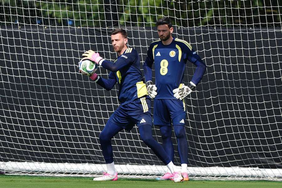 Gunn e Gordon no treino