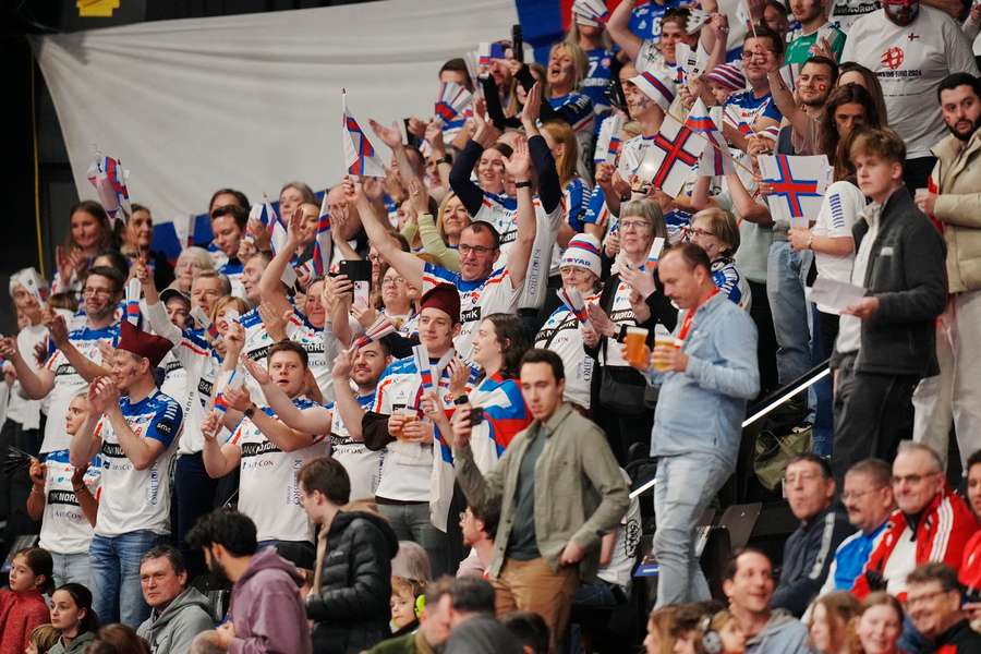 Faroese supporters will arrive in big numbers in Oslo