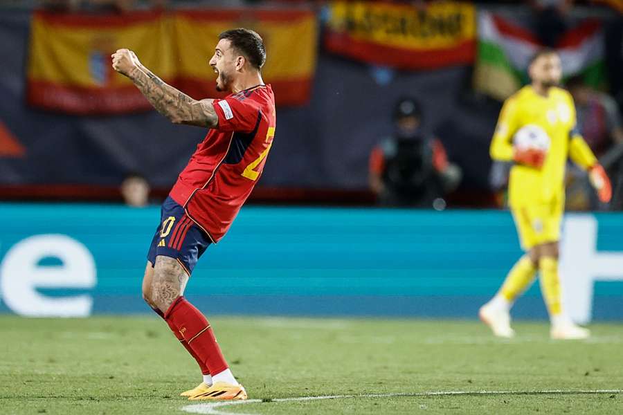 Joselu celebra el gol con el que España se clasificó para la final de la Nations League.